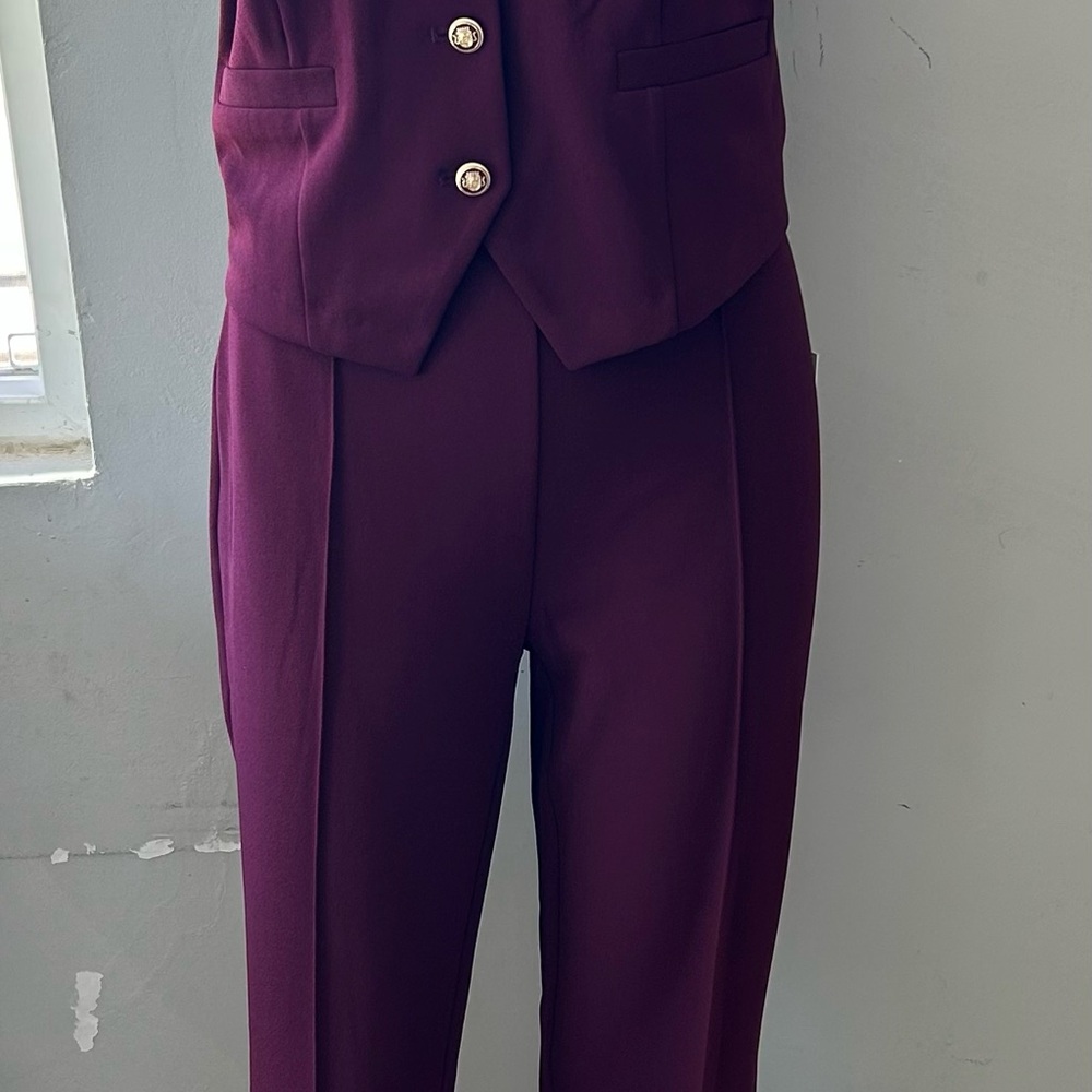 Elegant Burgundy Women's Pantsuit Size L - Picture 5 of 5